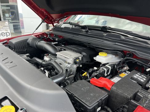 New 2026 RAM 1500 Limited w/ Body Color Bumper Group AWD/4WD image 40