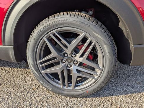 New 2026 Ford Explorer ST-Line image 6