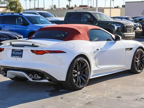 Used 2024 Jaguar F-TYPE R-Dynamic image 7