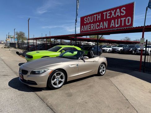 Used 2011 BMW Z4 sDrive30i w/ Premium Pkg image 6