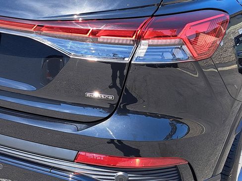 Certified 2025 Audi Q4 e-tron Premium Plus w/ Premium Plus AWD/4WD image 37