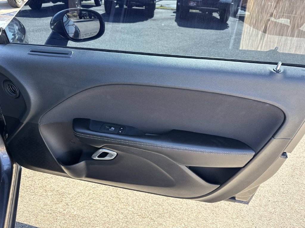 Used 2019 Dodge Challenger R/T w/ Blacktop Package RWD image 26