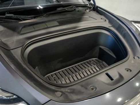 Used 2021 Tesla Model Y 2WD image 69