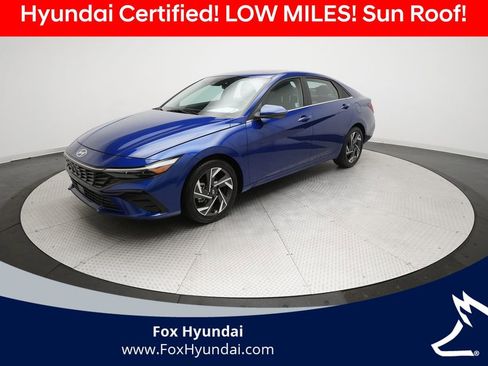 Used 2025 Hyundai Elantra Limited image 1