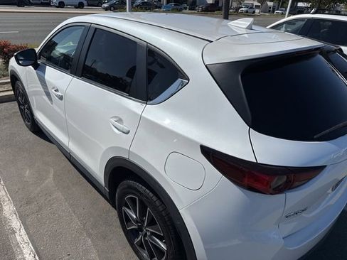 Used 2018 MAZDA CX-5 Touring image 5