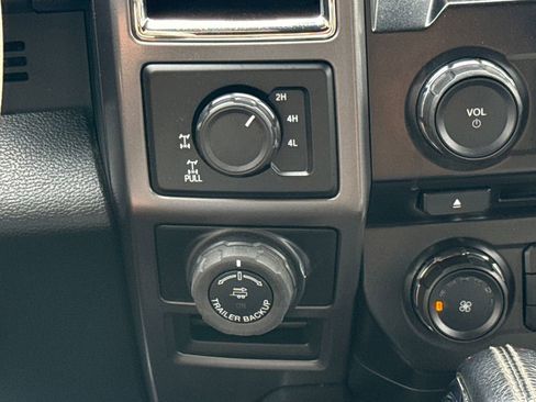 Used 2016 Ford F150 XLT w/ Equipment Group 302A Luxury image 26