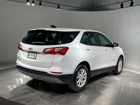 Used 2020 Chevrolet Equinox LS image 11