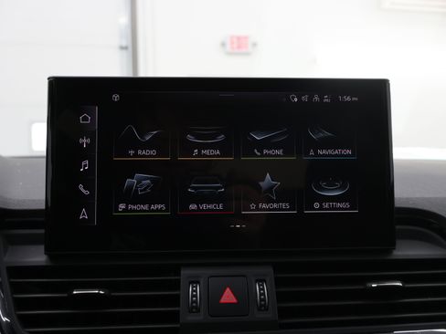 Used 2024 Audi Q5 2.0T Premium Plus AWD/4WD image 56