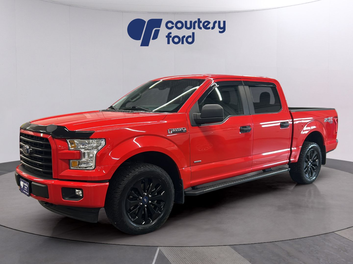 Used 2017 Ford F150 XL w/ Equipment Group 101A Mid AWD/4WD image 3