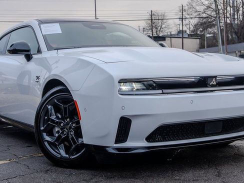 Used 2025 Dodge Charger R/T w/ Quick Order Package 25M R/T image 3