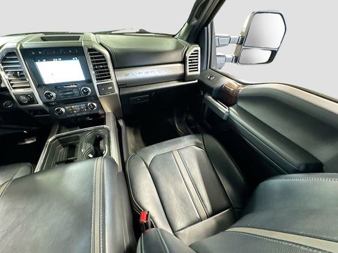 Used 2017 Ford F350 Platinum AWD/4WD image 19