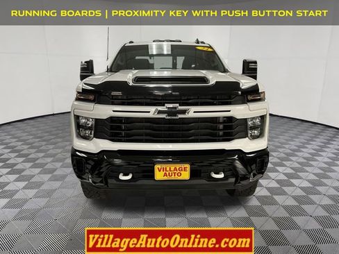 Used 2024 Chevrolet Silverado 2500 Custom w/ Custom Convenience Package AWD/4WD image 6