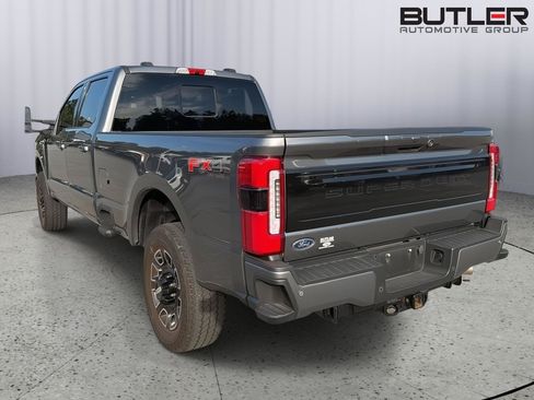 Used 2025 Ford F250 Platinum w/ FX4 Off-Road Package AWD/4WD image 10
