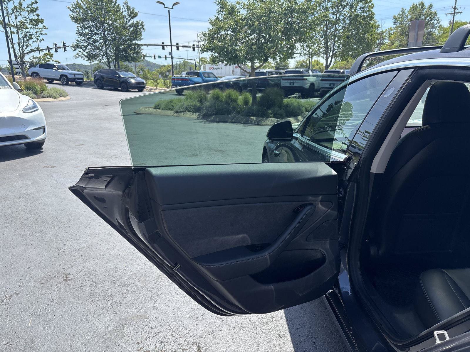 Used 2018 Tesla Model 3 Long Range AWD/4WD image 22