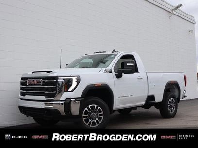 New 2026 GMC Sierra 2500 SLE