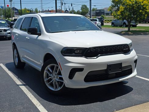 Used 2024 Dodge Durango GT AWD/4WD image 1