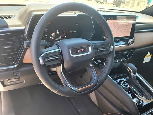 New 2026 GMC Canyon AT4 AWD/4WD image 8