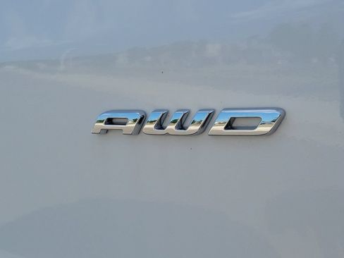 Used 2024 Ford Edge SEL w/ Convenience Package AWD/4WD image 6