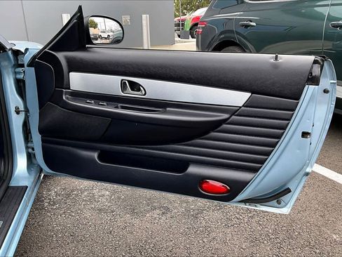 Used 2004 Ford Thunderbird Deluxe image 18