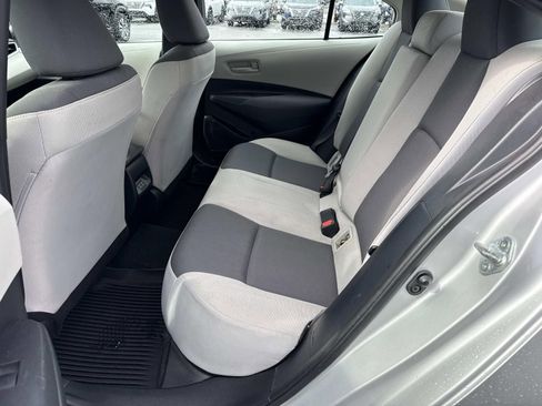 Used 2023 Toyota Corolla LE image 27