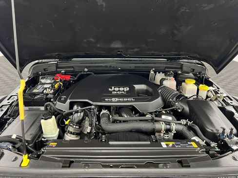 Used 2021 Jeep Gladiator Rubicon image 25