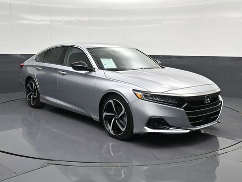 Used 2022 Honda Accord Sport Special Edition image 5