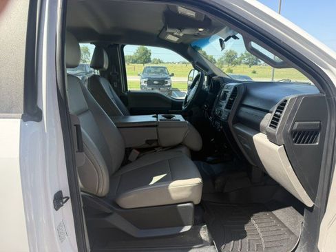 Used 2017 Ford F450 XL w/ Power Equipment Group AWD/4WD image 8