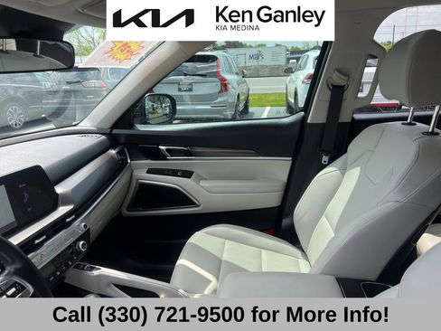 Certified 2023 Kia Telluride S FWD image 41