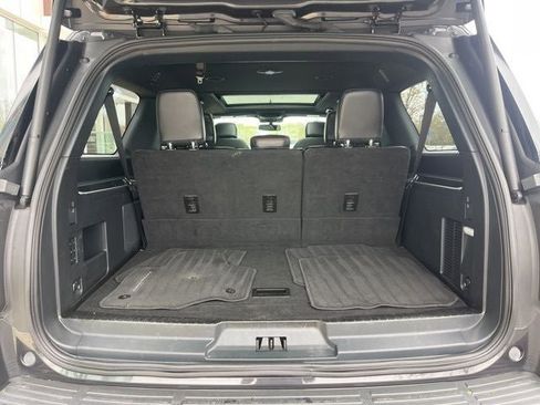 Used 2022 Ford Expedition Max Limited AWD/4WD image 9