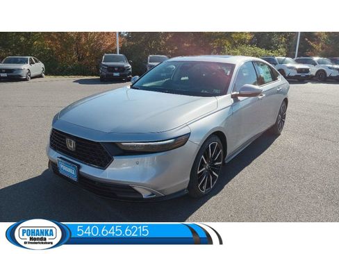 New 2025 Honda Accord Hybrid Touring image 5