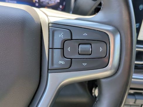 Used 2025 Chevrolet Silverado 1500 LT AWD/4WD image 22
