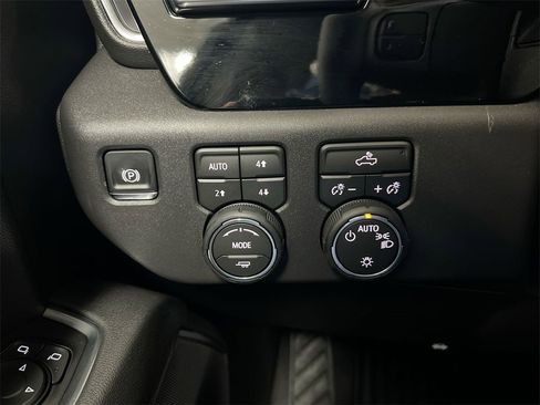 New 2026 Chevrolet Silverado 1500 LT w/ All Star Edition Plus image 17