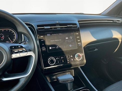 Used 2022 Hyundai Santa Cruz SEL image 6