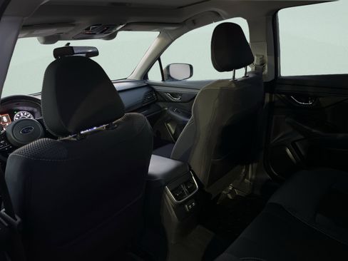 Used 2022 Subaru Outback Premium image 26