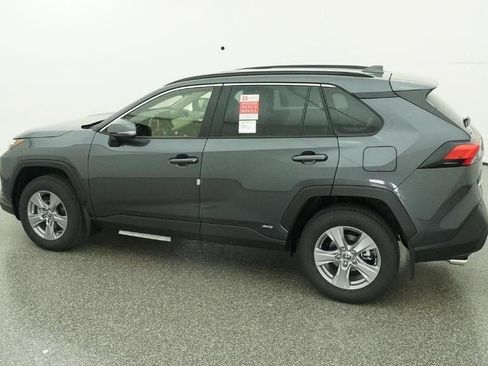 New 2025 Toyota RAV4 XLE image 4