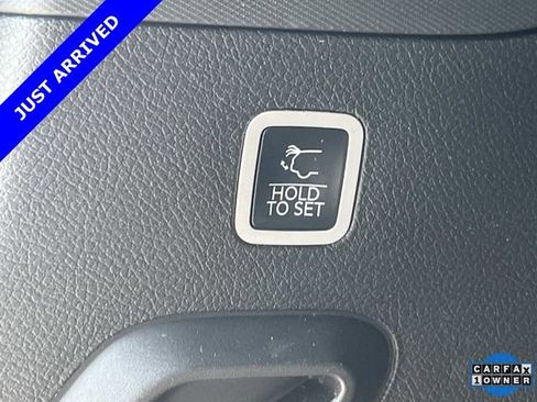 Certified 2024 Jeep Grand Wagoneer Series III w/ Rear Seat Video Group 1 image 14