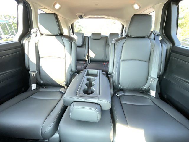Certified 2026 Honda Odyssey EX-L image 16