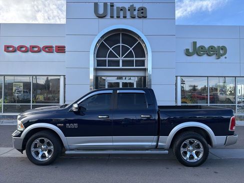 Used 2014 RAM 1500 Laramie w/ Convenience Group image 3