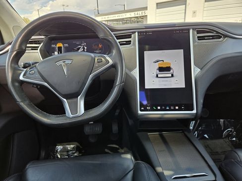 Used 2018 Tesla Model X 75D AWD/4WD image 26