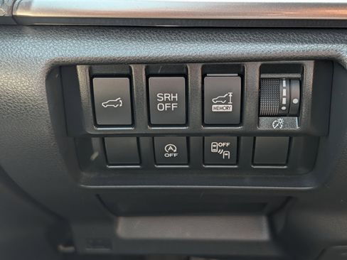 Used 2022 Subaru Forester Premium AWD/4WD image 26