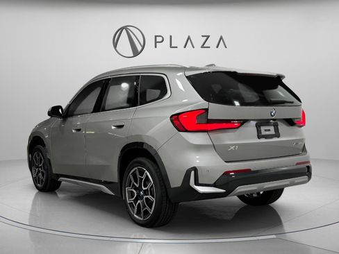 Used 2026 BMW X1 xDrive28i w/ Technology Package image 4