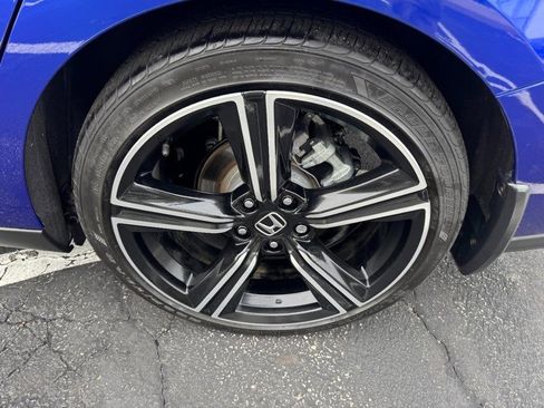 Used 2024 Honda Accord Sport image 7