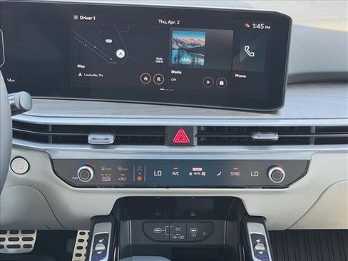 New 2026 Kia Sorento SX AWD/4WD image 17