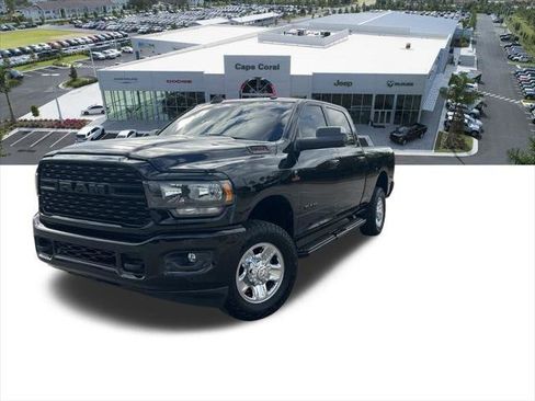 Certified 2022 RAM 2500 Big Horn w/ Night Edition image 5