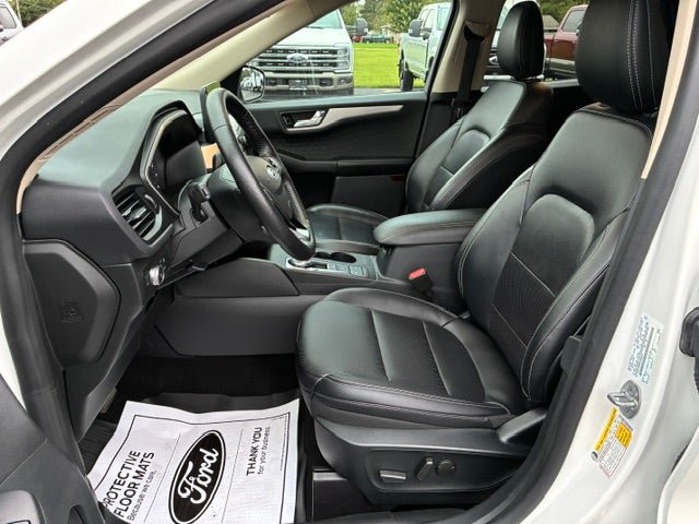 Used 2020 Ford Escape SEL FWD image 12