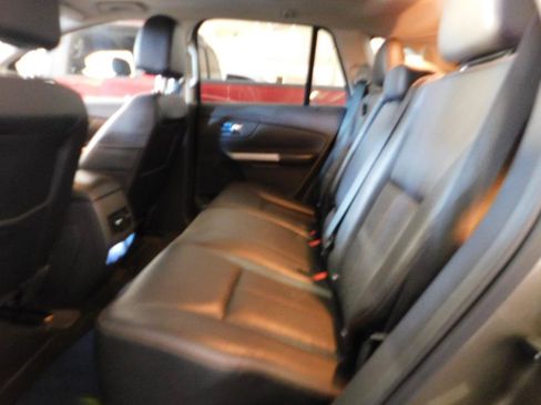 Used 2014 Ford Edge Limited w/ Equipment Group 301A AWD/4WD image 9