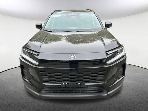 New 2026 Toyota RAV4 LE AWD/4WD image 4