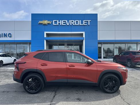 Certified 2024 Chevrolet Trax ACTIV image 1