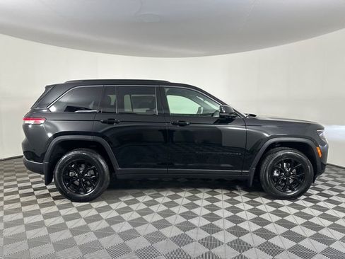 New 2026 Jeep Grand Cherokee L Limited image 9