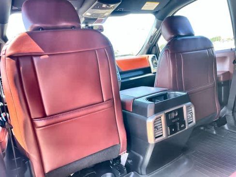 Used 2018 Ford F150 Platinum w/ Equipment Group 701A Luxury RWD image 13